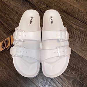 NWT! Rockin- White Sandals